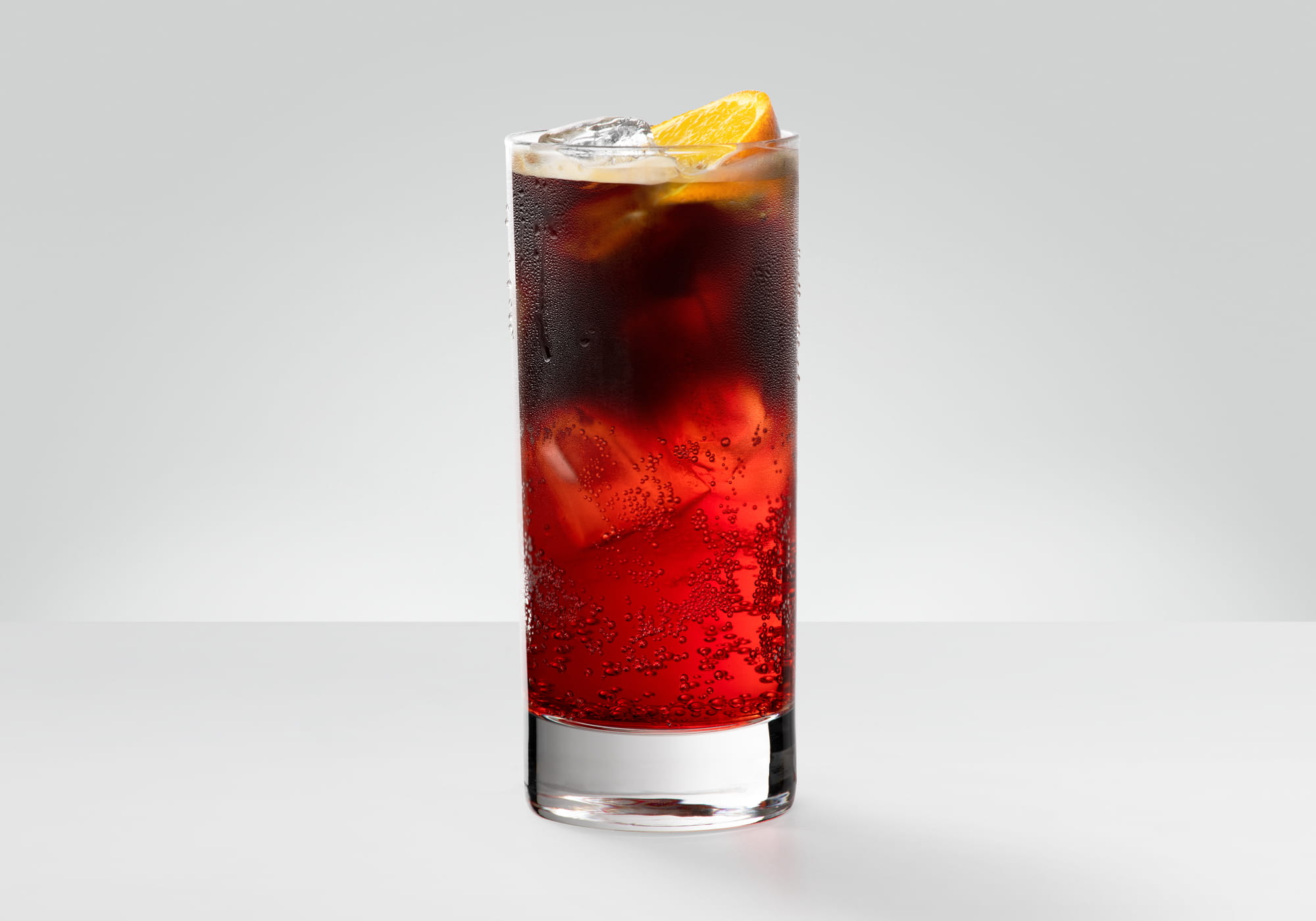 Напиток «Освежающий красный» Cold Brew Напиток «Освежающий красный» Cold Brew